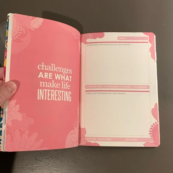 Erin Condren Weekly Intentions + Goals Petite Planner - Picture 13 of 16